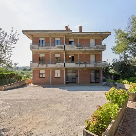 Elegant On Trasimeno